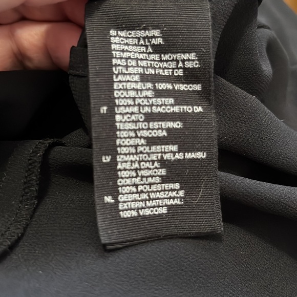 & OTHER STORIES FLORAL PRINTED RUFFLE BIB MIDI DRESS - Picture 15 of 15